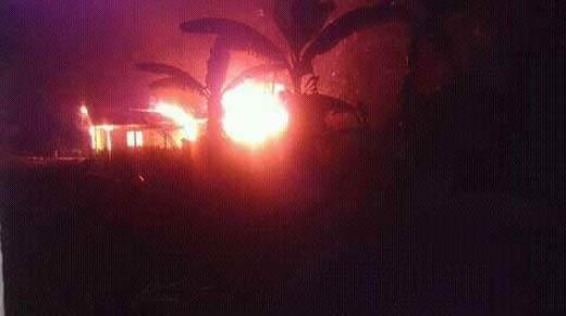 Amukan Sijago Merah Hanguskan Dua Rumah Di Kotabaru Reteh Inhil