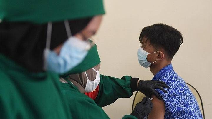 Kembali Terjadi, Polisi Medan Periksa Nakes Diduga Suntik Vaksin Kosong 