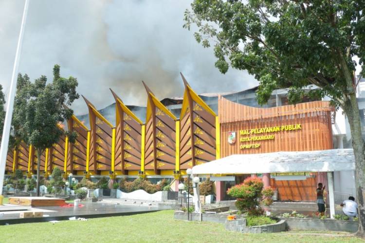Pasca Kebakaran Gedung MPP Pekanbaru, Pelayanan akan Dialihkan ke Gedung C