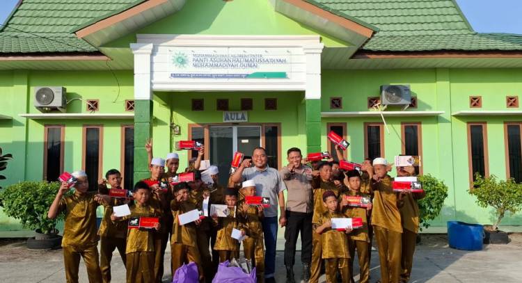 LPMK Jayamukti Dumai Timur Belikan Baju Lebaran Anak Panti Ashuhan Halimatussa&rsquo;diyah