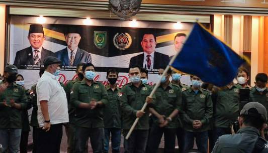 Zulmansyah Sekedang Lantik Pengurus PWI Inhil Periode 2020-2023