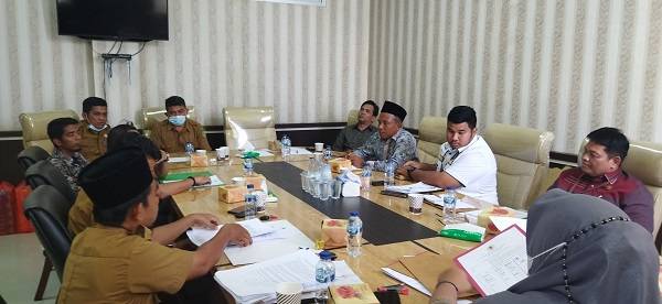 Komisi A DPRD dan Dinas PMD Rohil Gelar RDP Pilpeng Tahap Pertama Tahun 2022
