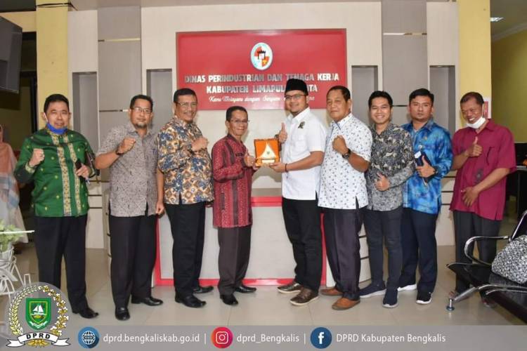 Mendorong Industri Kecil Menengah, DPRD Bengkalis Sharing ke Lima Puluh Kota