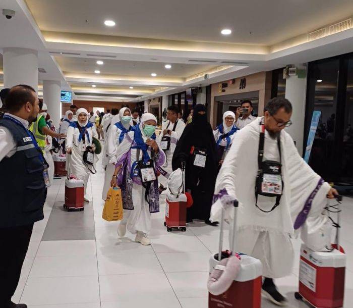 1.720 Jemaah Haji Riau Tiba di Madinah, 15 Orang Tertunda karena Kesehatan