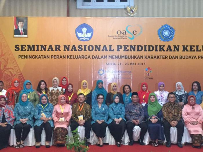 Ketua TP PKK Inhil Ikuti Seminar Nasional Pendidikan Keluarga Kemendikbud RI