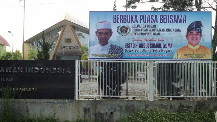 Ustad Abdul Somad Akan Tausiah di Buka Bersama PWI Riau