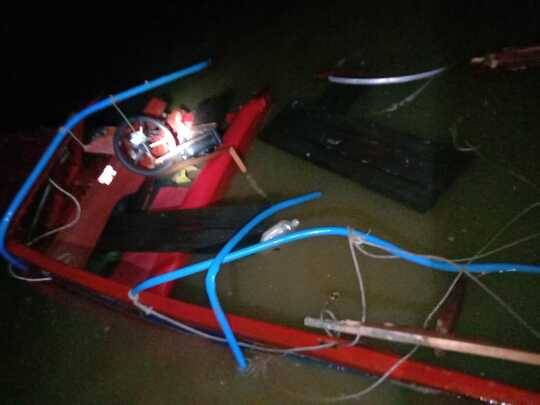 Speed Boat Tabrak Pompong di Perairan Inhil, 4 Orang Tewas