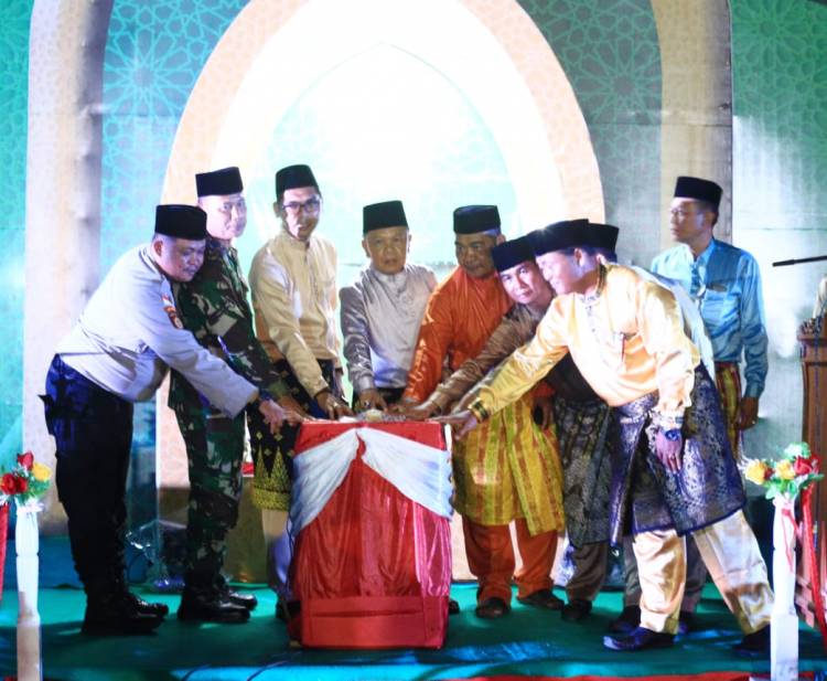 Buka MTQ Rangsang Barat, Bupati Asmar Ajak Masyarakat Membumikan Alquran