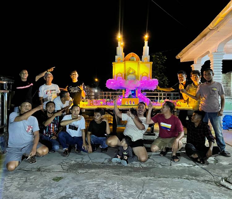 Miniatur Masjid Terapung Surau Al Hikmah Siap Ramaikan Malam Takbiran Bengkalis