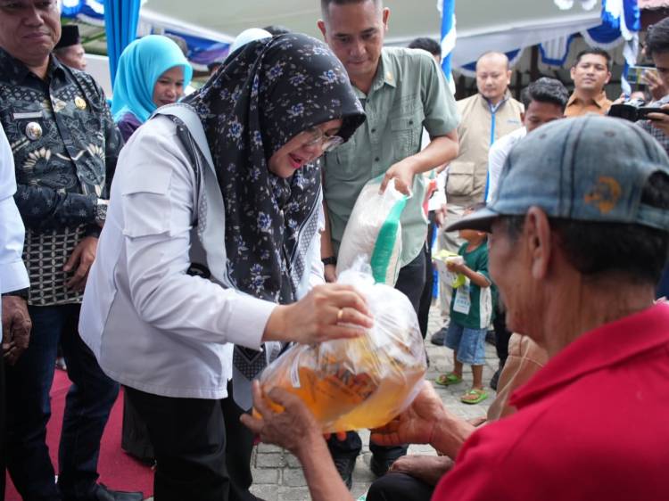 Bantuan Pangan 2026 di Siak Disalurkan, 30.786 KPM Terima Beras dan Minyak Goreng