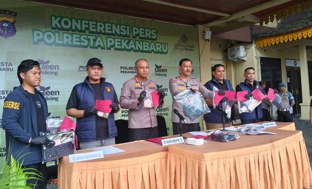 Sadis! Menantu Jadi Dalang, 4 Pelaku Pembunuhan dan Perampokan Lansia di Pekanbaru