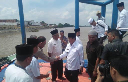Pemkab Inhil Terus Upayakan Pasokan Listrik Dan Air Di Batang Tuaka