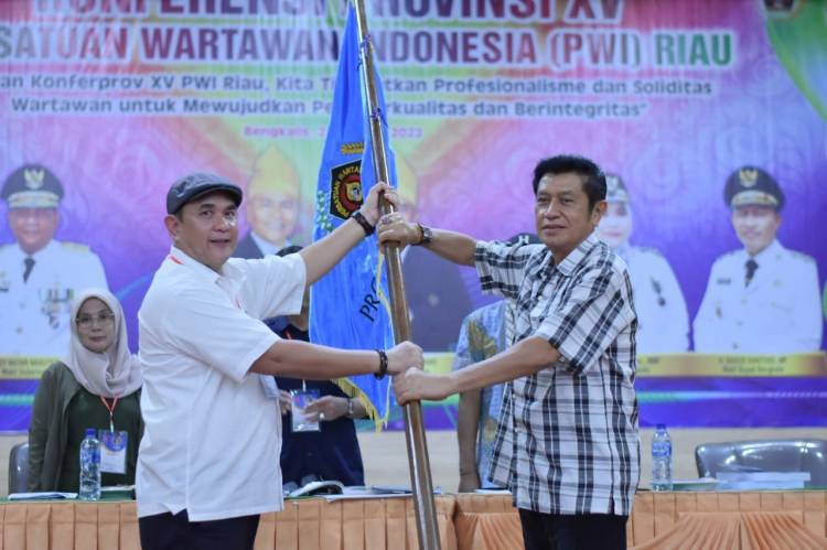 Zulmansyah Sekedang Terpilih Kembali Menjabat Ketua PWI Riau