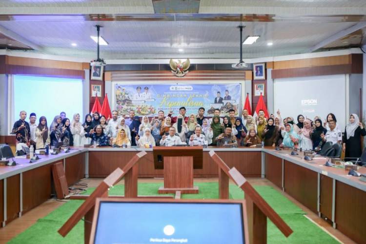 Pemko Dumai Perkuat Literasi Lewat Bimtek Kepenulisan Berbasis Budaya Lokal