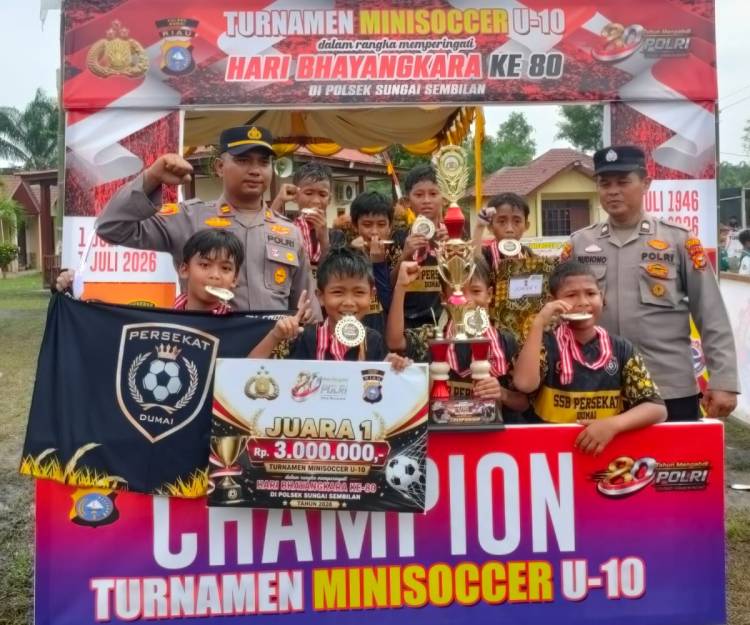 Persekat Dumai Juara Turnamen Minisoccer Polsek Sungai Sembilan