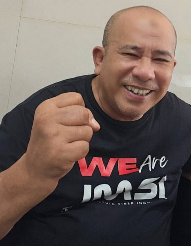 Tiga Pejabat Daerah Terima JMSI Riau Award 2026 pada HUT ke 6