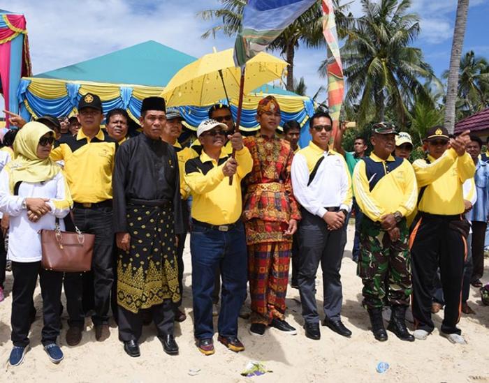 Festival Pesona Pantai Teluk Rhu Resmi Dibuka