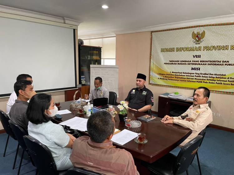 PPID BPK Sampaikan Laporan Tahunan ke KI Riau