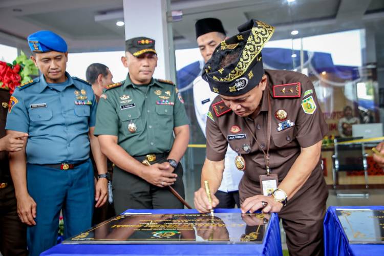 Kajati Riau Resmikan Gedung Kantor Kejaksaan Negeri Dumai