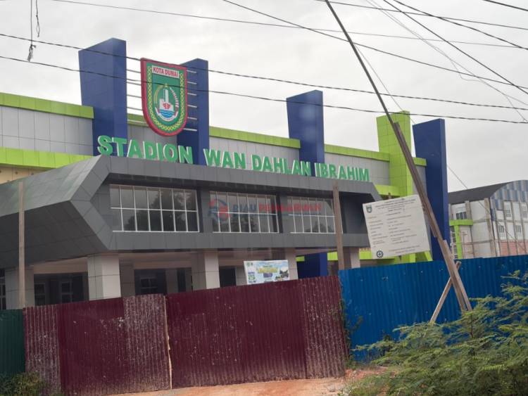 Proyek Stadion Dumai Rp92,7 Miliar Molor, Status Kontrak dan Pengawasan Jadi Sorotan