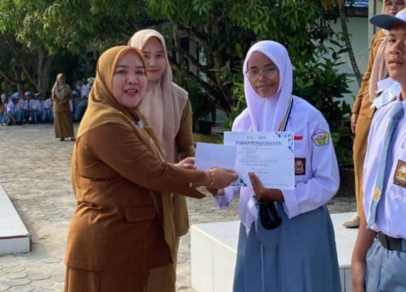 Siswi Asal Dayun Raih Emas Olimpiade Kedokteran Dasar Tingkat Nasional 2026