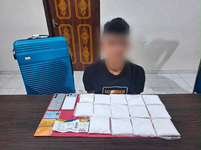 Kurir Asal Aceh Ditangkap, Polda Riau Bongkar Penyelundupan Sabu Lewat Bandara SSK II