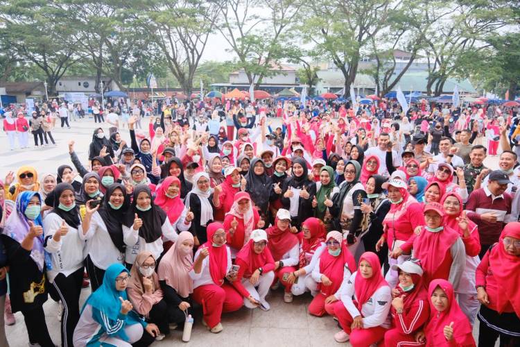 Sosialisasi Karhutla di Car Free Day, Bupati Siak Dorong Warga Cegah Titik Api