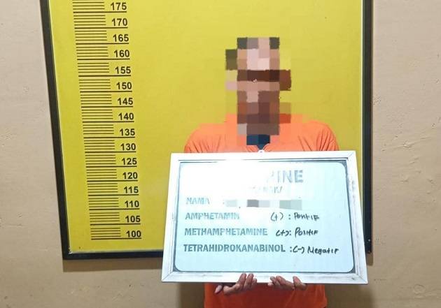 Polres Rohil Tangkap Pria Sembunyi di Lemari, Sabu 39,84 Gram Disita