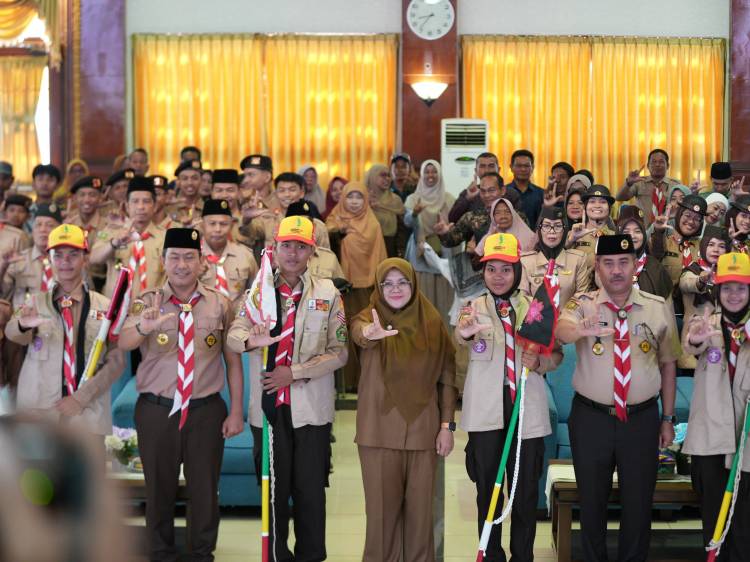 25 Tahun Lalu Jadi Peserta, Kini Bupati Afni Lepas 33 Pramuka Siak ke Jamnas