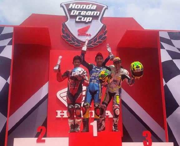 Pembalap Asal Sumbar Kuasai Honda Dream Cup 2016 Di Pekanbaru