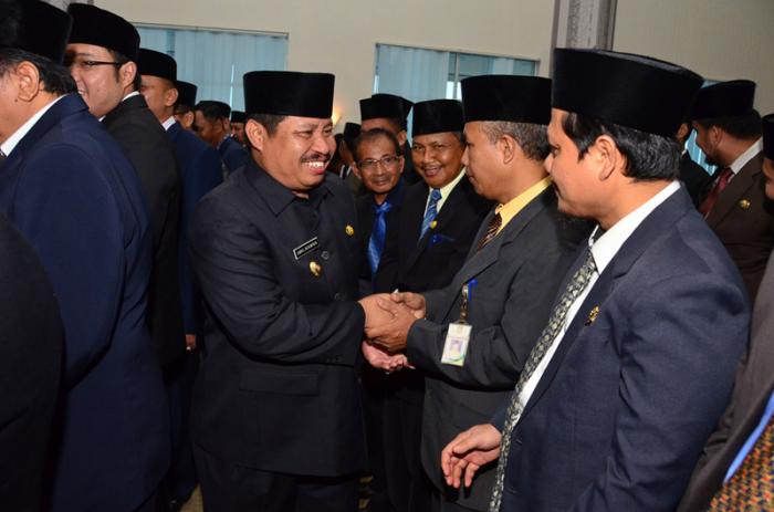 Bupati Bengkalis Jangan Jadi Pejabat Kedai Kopi 