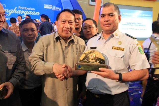 Inhu Meraih Penghargaan Piala WTN