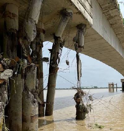 Jembatan Pedamaran II tak Kunjung Diperbaiki, Sekda Rohil Ancam Bawa ke Ranah Hukum