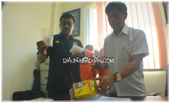 Dibungkus Dalam Kotak Susu, Pengedar Narkotika Dibekuk Polisi Dumai