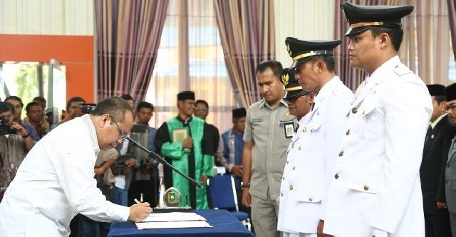 Irwan Nasir Mutasi Pejabat Pemkab Meranti 