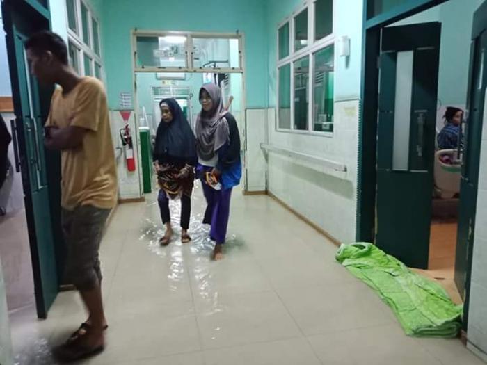 Hujan Deras, Kamar Pasien RSUD Dumai Digenangi Air