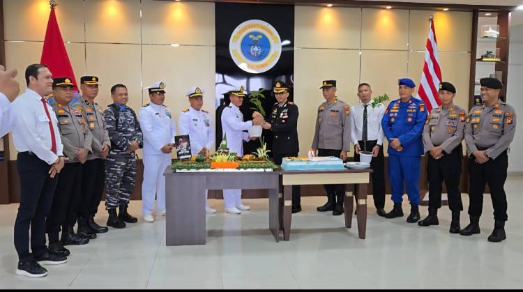 Kunjungan Kapolres Dumai ke Mako Lanal Dumai Meriahkan HUT ke-80 TNI