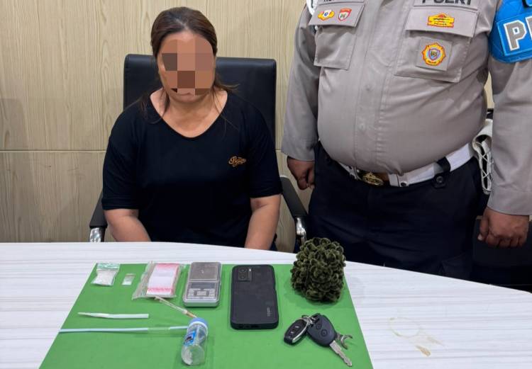 Sabu Disembunyikan dalam Ikat Rambut, Dua Warga Pekanbaru Ditangkap