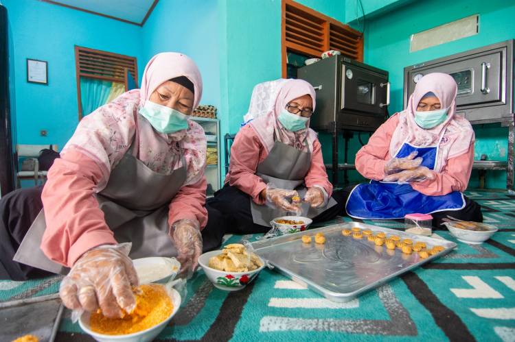 Menghidupkan Lahan, Menumbuhkan Harapan