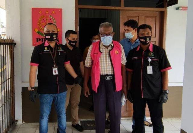Tersangka Korupsi Anggaran BBM, Mantan Pegawai PU Pelalawan Ditahan