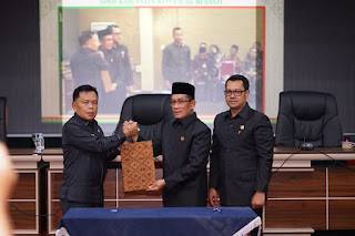 DPRD Gelar Paripurna Pengesahan APBD Perubahan 2023 Kepulauan Meranti