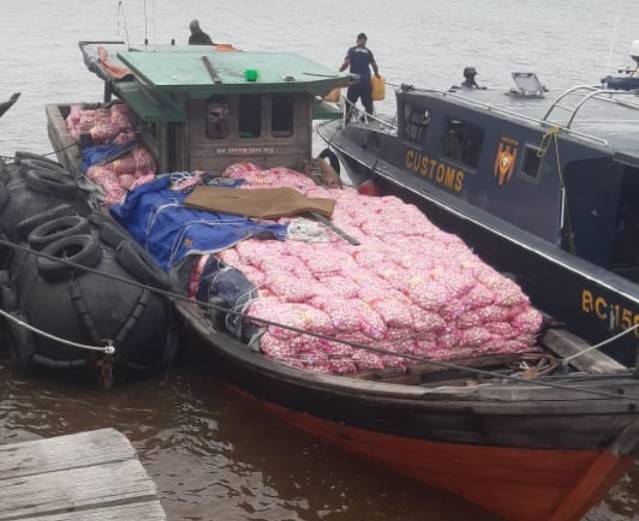 Penyelundupan 30 Ton Bawang Putih Dari Malaysia Digagalkan Bea Cukai Bengkalis