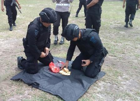 Bungkusan Mencurigakan Di Gereja HKBP Hang Tuah Pekanbaru Hanya Biskuit