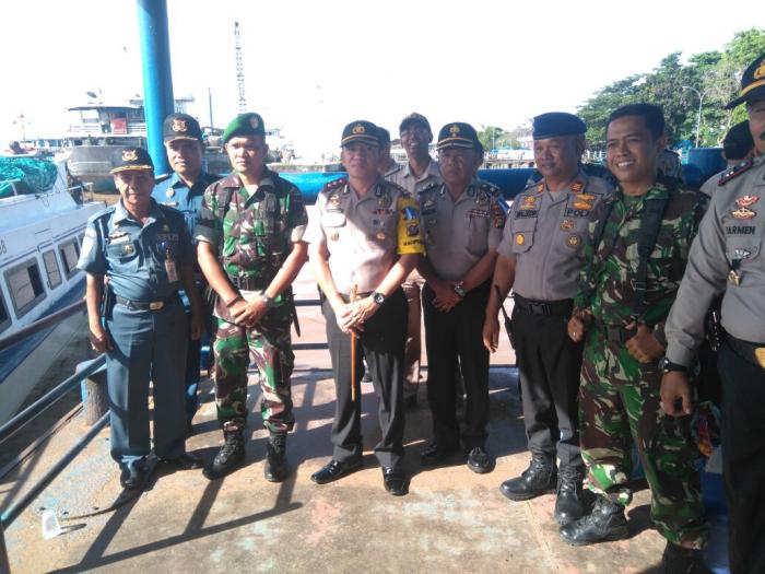 Kapolres AKBP Christian Roni Tinjau Pos Pengamanan Siak 2017