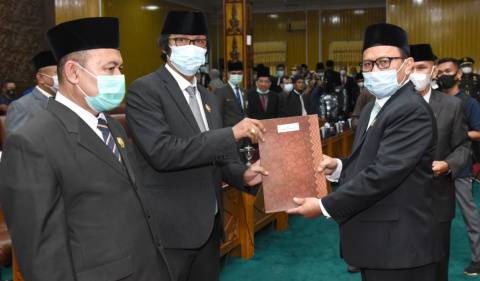 Tiga Anggota DPRD Bengkalis PAW dan Unsur Pimpinan Berganti