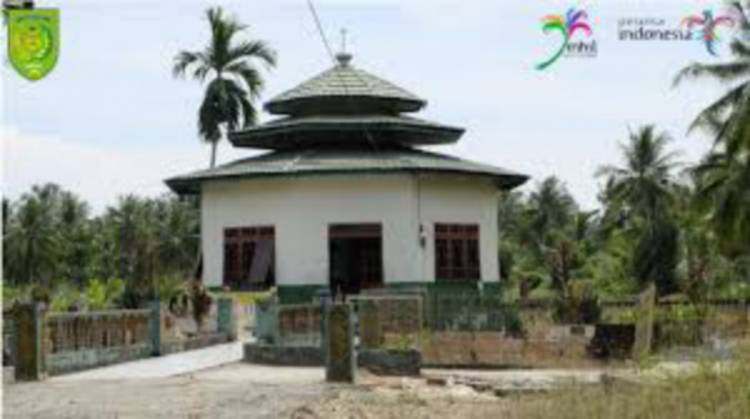 Wisata Religi Makam Tuan Guru Sapat Selalau Ramai Dikunjugi