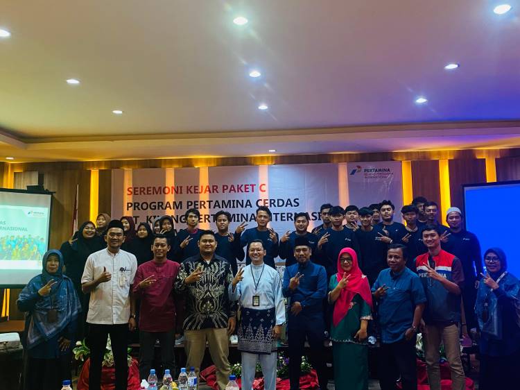 Jelang Tutup Tahun, PT KPI Kilang Dumai Bantu Masyarakat Raih Pendidikan Kesetaraan
